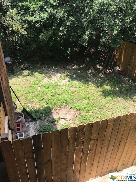 603 Bracewood Cir, San Marcos, TX 78666 - photo 2