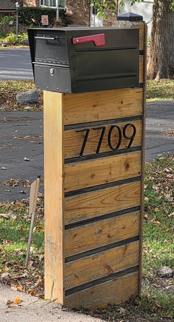 7709 N Gate Rd, Roscoe, IL 61073 - photo 3