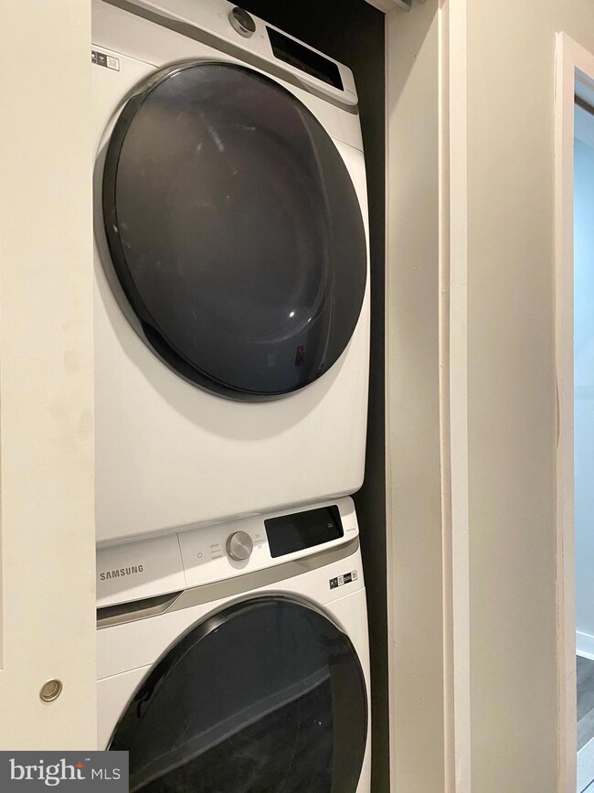 1 W Main St unit 903, Norristown, PA 19401 - photo 7