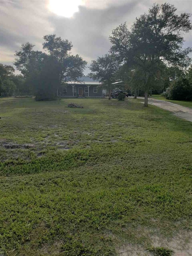 15715 Bonita Blvd, Perry, FL 32348 - photo 2