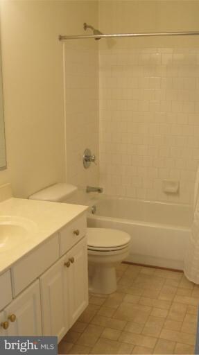 11817 Hunters Run Dr, Cockeysville, MD 21030 - photo 6