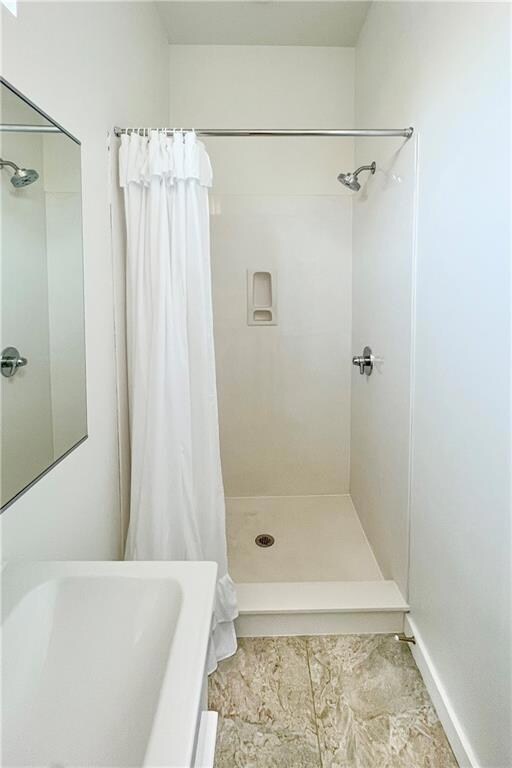 2633 Upperline St, New Orleans, LA 70115 - photo 5