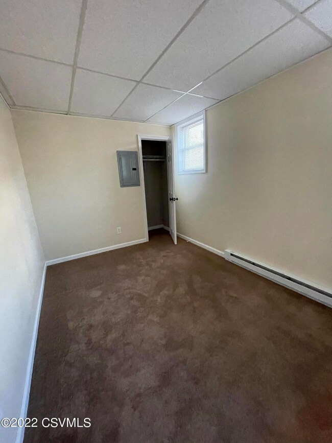 5 N Strawberry Aly, Selinsgrove, PA 17870 - photo 7