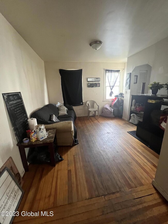 416 Elk St, Albany, NY 12206 - photo 3