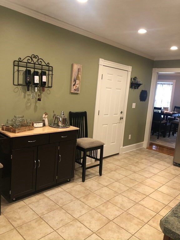 106 Dean Ave unit 1, Franklin, MA 02038 - photo 5