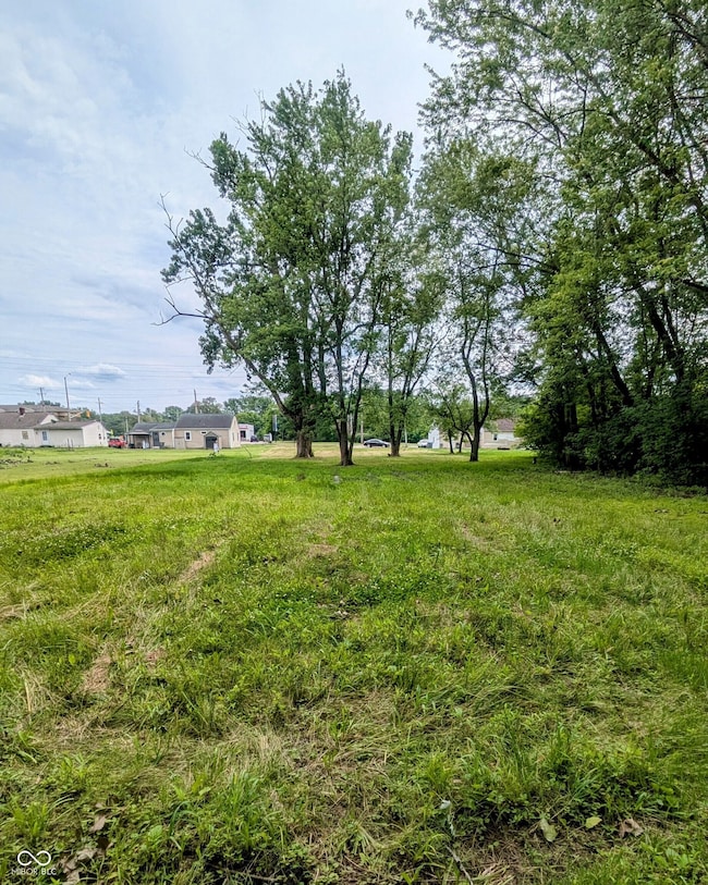 5448 E 30th St, Indianapolis, IN 46218 - photo 3