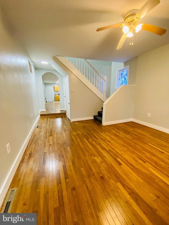 717 E 41st St, Baltimore, MD 21218 - photo 7