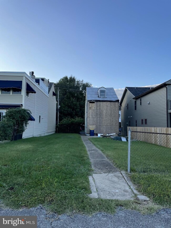 161 E 2nd St, New Castle, DE 19720 - photo 2