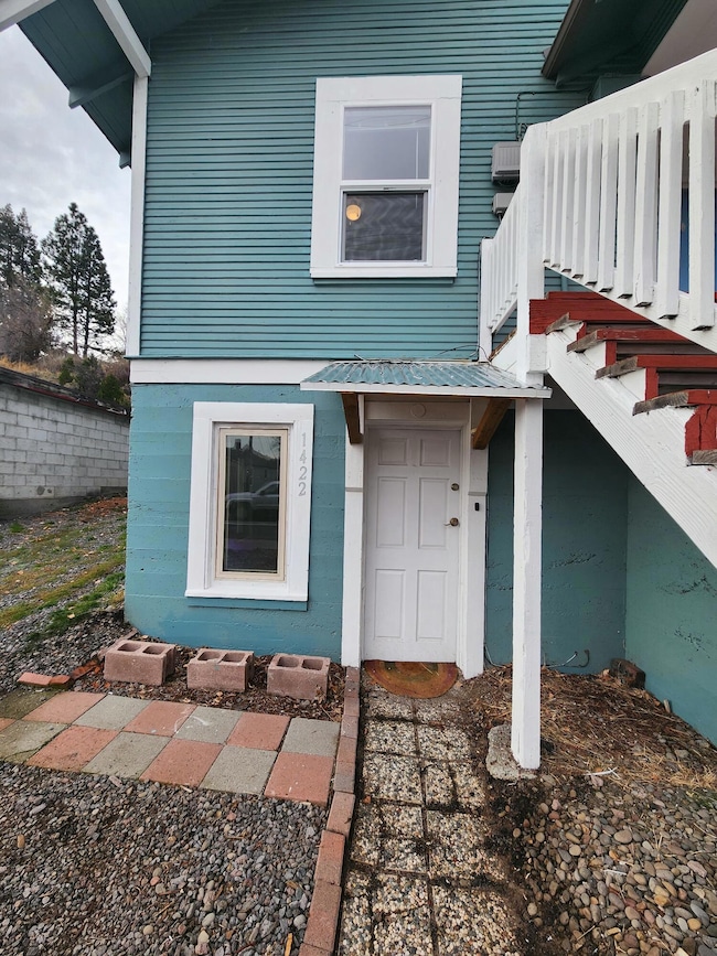 1420 Oregon Ave, Klamath Falls, OR 97601 - photo 4
