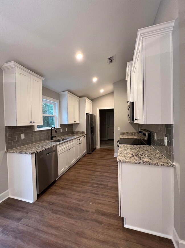 209 Renegade Rd, Crawfordville, FL 32327 - photo 4