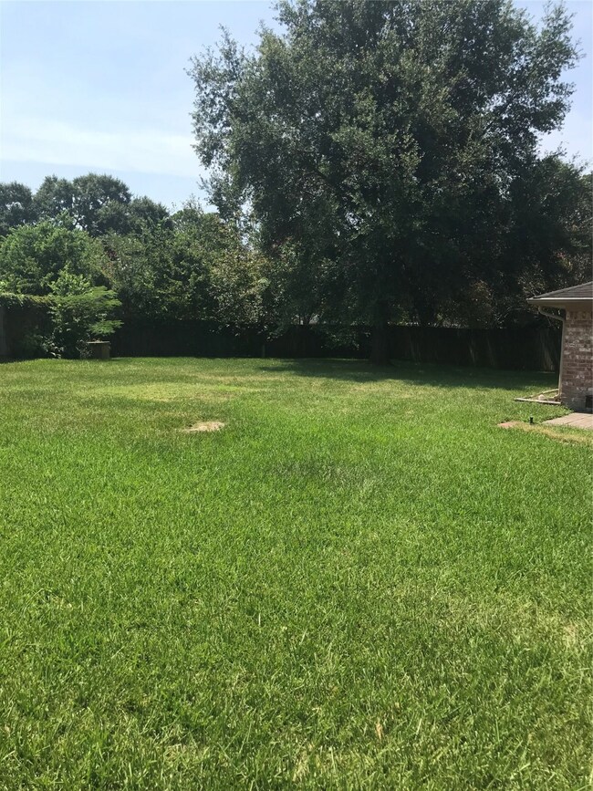 8902 Landwood Dr, Houston, TX 77040 - photo 6