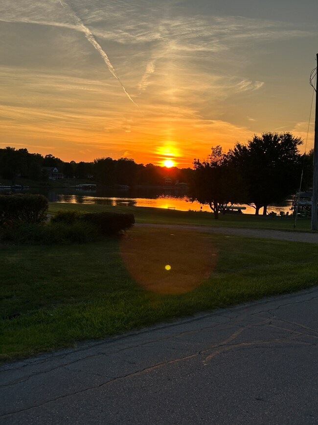 1188 E Santee Dr, Greensburg, IN 47240 - photo 5