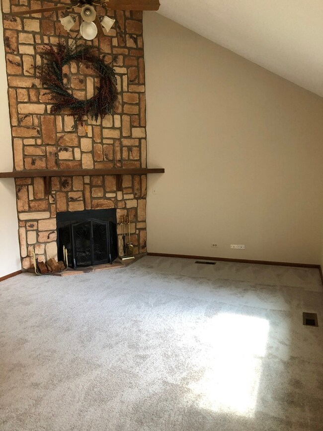 1272 Old Mill Ct, Naperville, IL 60564 - photo 6