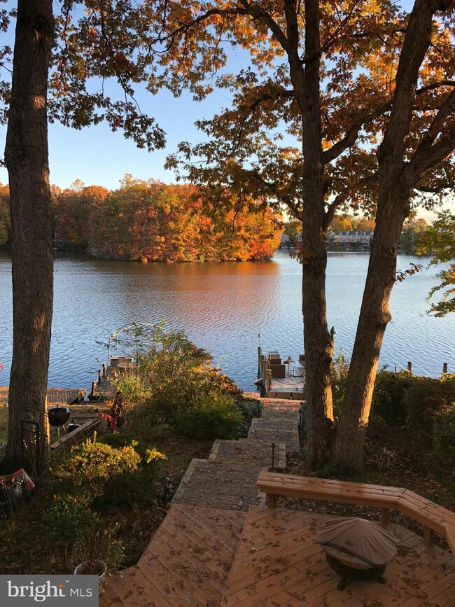 2012 Lakebreeze Way, Reston, VA 20191 - photo 3