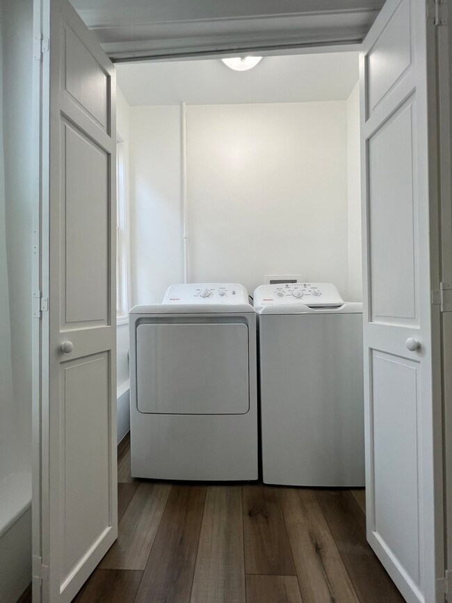 5714 W Grand Ave unit 2R, Chicago, IL 60639 - photo 7