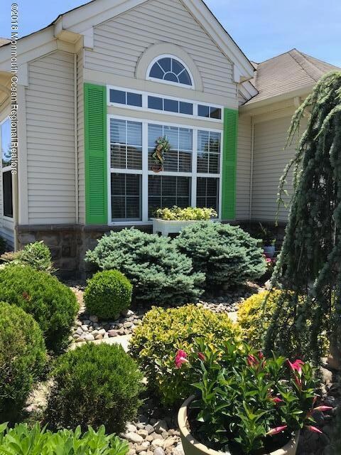 47 Halsted Dr, Manchester Township, NJ 08759 - photo 2