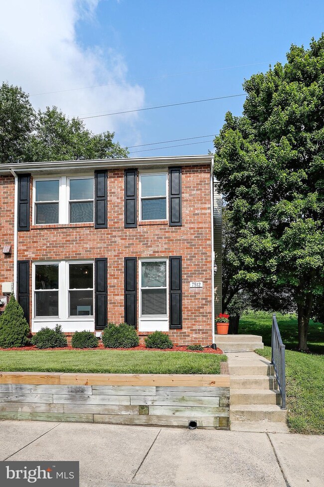 7512 Rain Flower Way, Columbia, MD 21046 - photo 2