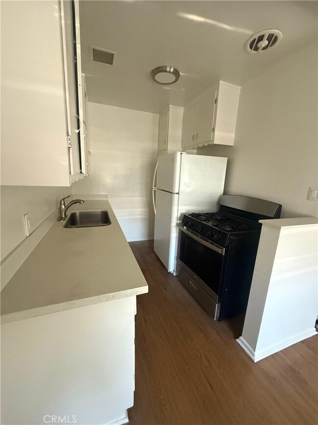 12400 Mitchell Ave unit 6, Los Angeles, CA 90066 - photo 5