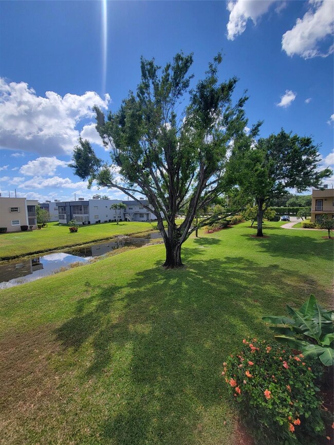 480 Capri J unit 480, Delray Beach, FL 33484 - photo 5