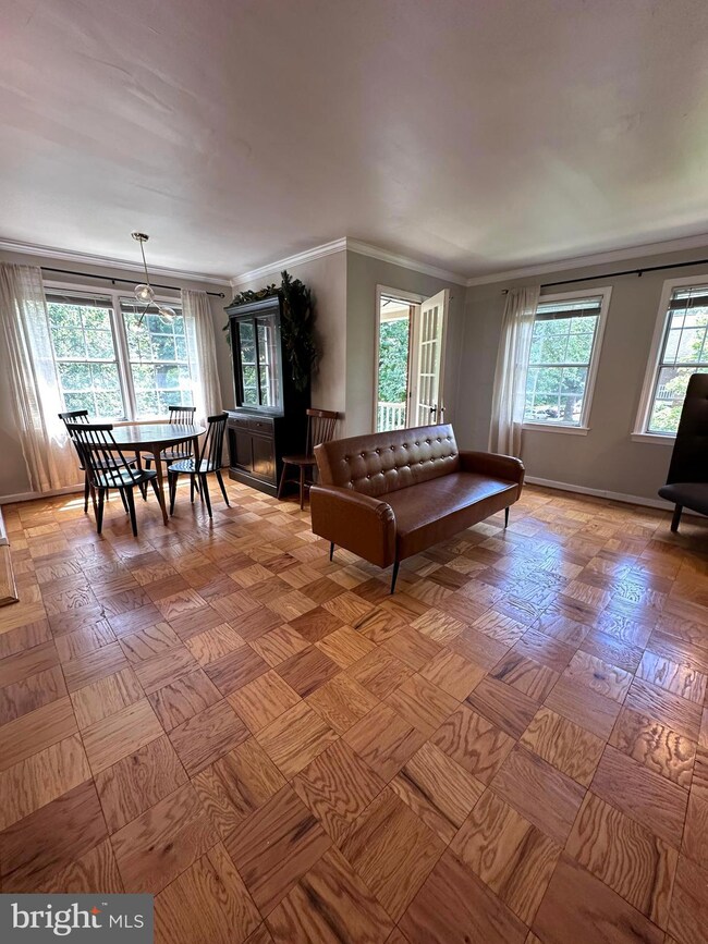 6614 Boulevard View unit B1, Alexandria, VA 22307 - photo 2