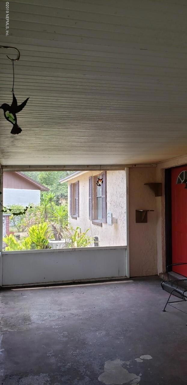 6984 Autrey Ave E, Jacksonville, FL 32210 - photo 4