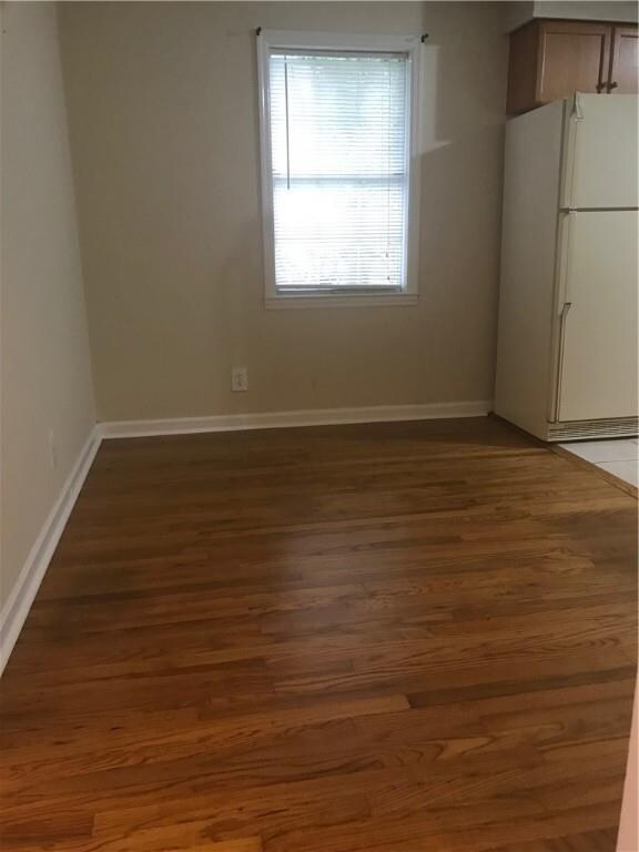 501 W Howard Dr, Brunswick, GA 31523 - photo 3