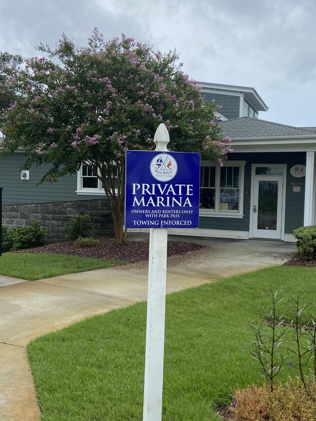 Clubhouse Front