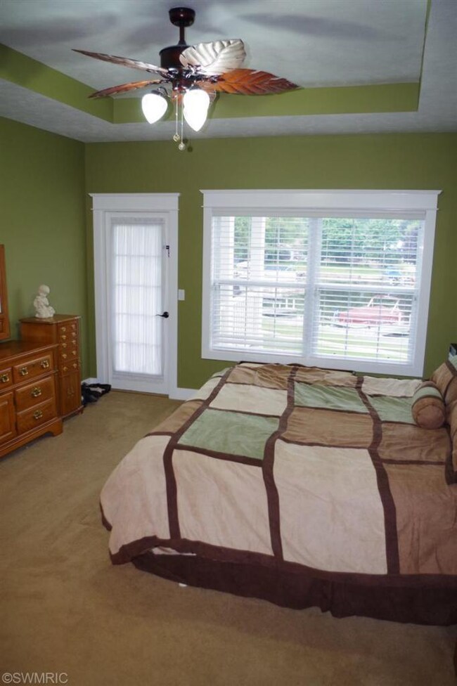 2211 Boardwalk Ct unit 2, Wayland, MI 49348 - photo 7