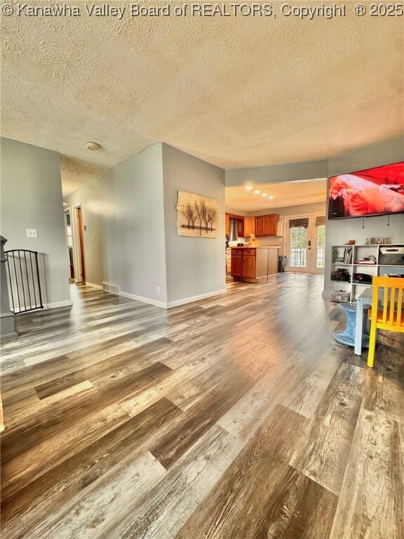 102 Dodd St, Poca, WV 25159 - photo 7