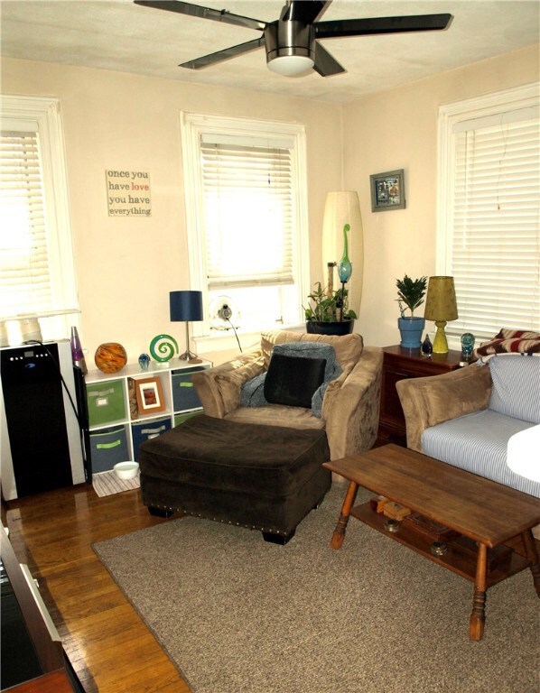 78 Grand View St, Providence, RI 02906 - photo 4