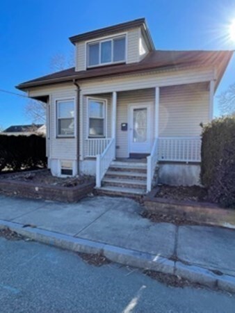 134 Potter St, South Dartmouth, MA 02748 - photo 2