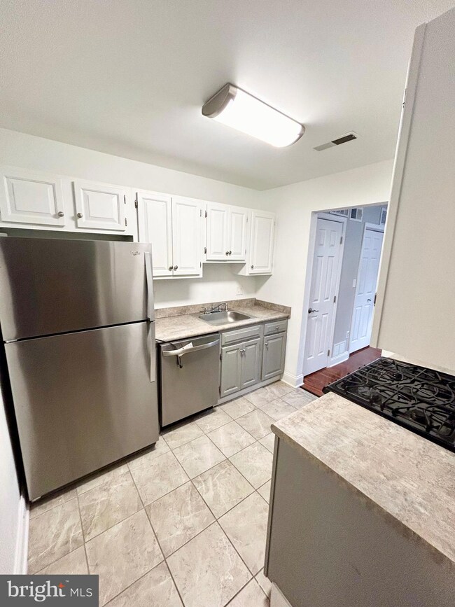 10 Maplewood Ave unit 5B, Mohnton, PA 19540 - photo 2