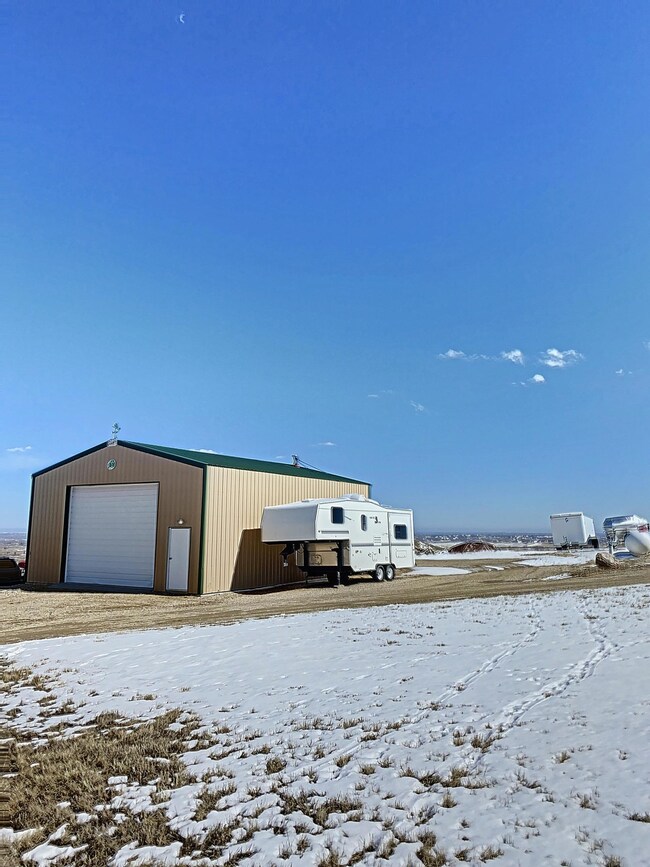 Klondike-1584470156_1584470204_70233