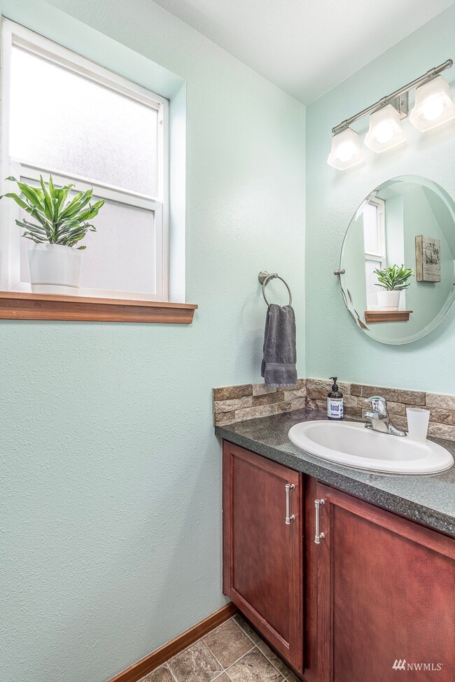 1259 SE Casandra Loop, Port Orchard, WA 98366 - photo 5