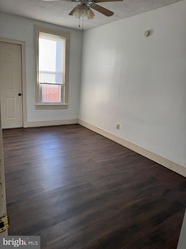 64 W Main St unit 1, Dallastown, PA 17313 - photo 5