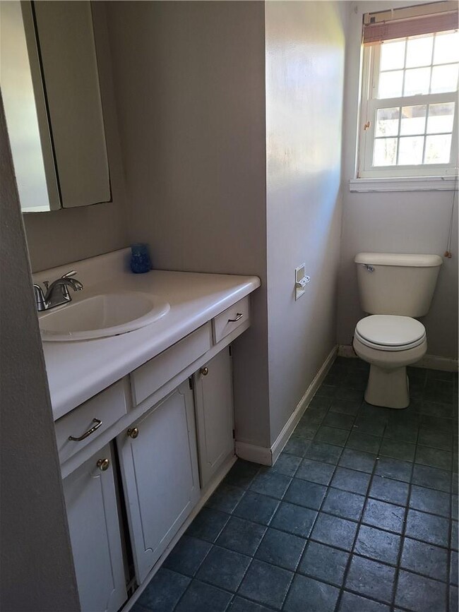 208 Kennan St, Prairie Grove, AR 72753 - photo 7