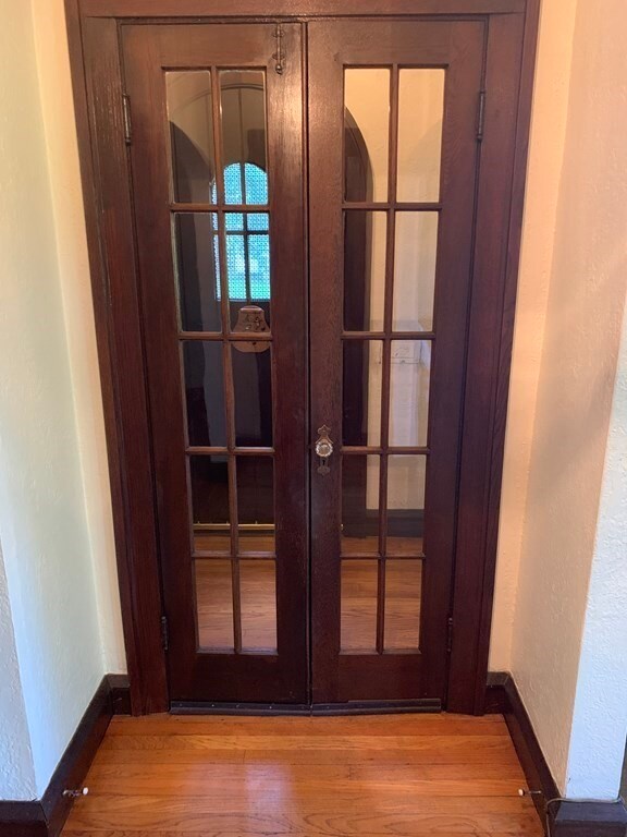 50 Lindbergh Ave, Holyoke, MA 01040 - photo 2