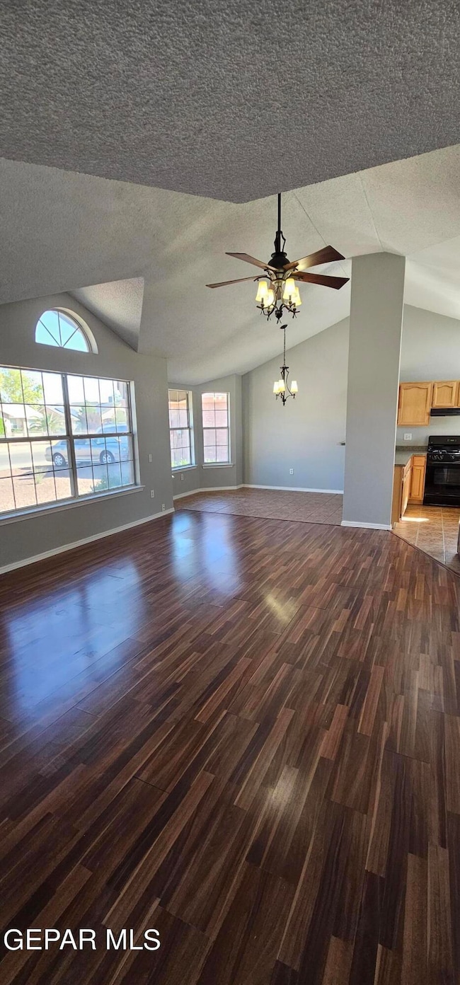 14508 Thayer Pease Ave, Horizon City, TX 79928 - photo 5