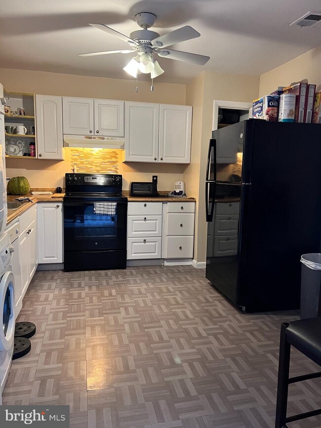 11466 Laurelwalk Dr, Laurel, MD 20708 - photo 3