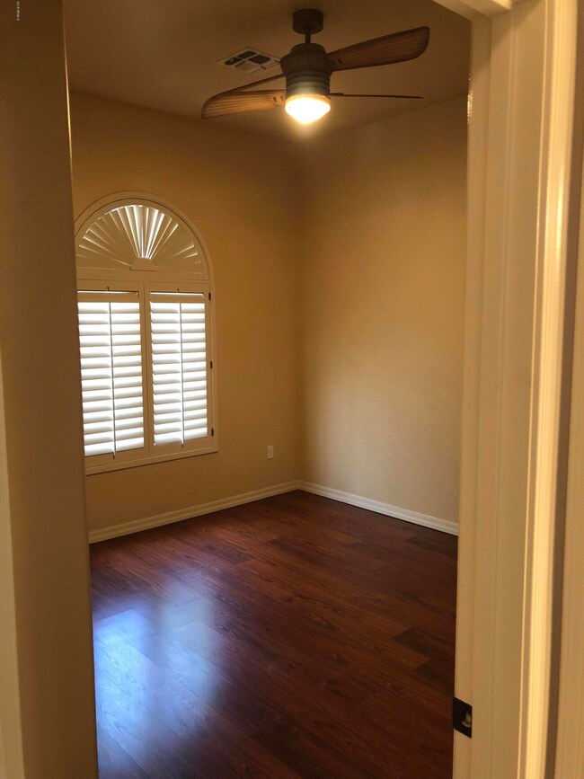 Bedroom 1a