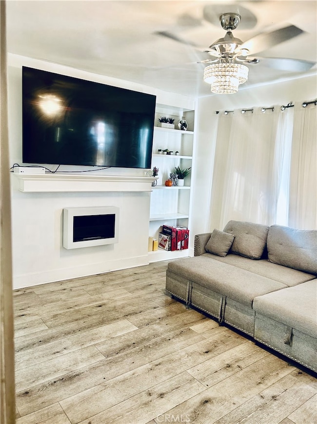 5906 Arlington Ave, Los Angeles, CA 90043 - photo 2