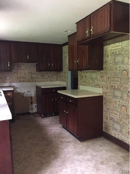 4456 Mill Rd, Emmaus, PA 18049 - photo 5