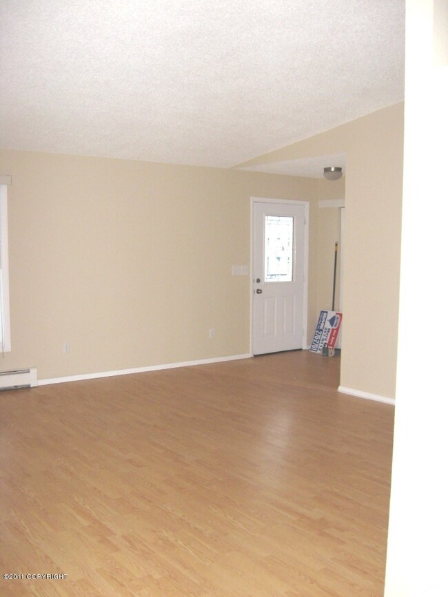 Entry/Living