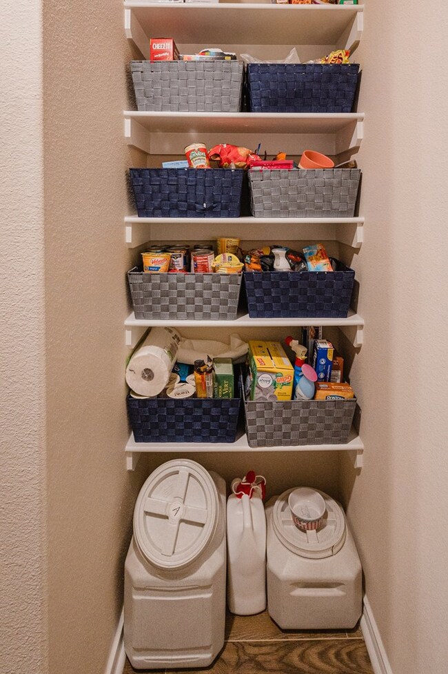 9910 Desert Ave, Odessa, TX 79765 - photo 6