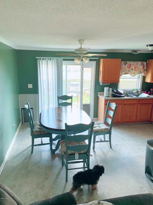 9 Lakewood Ct, Jacksonville, NC 28546 - photo 4