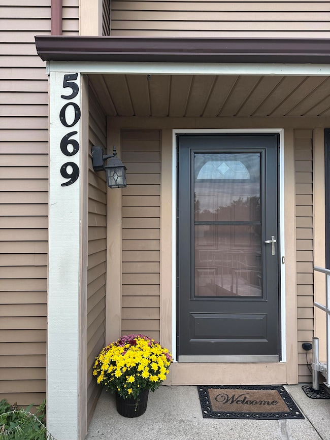 5069 Stauffer Ave SE, Grand Rapids, MI 49508 - photo 3