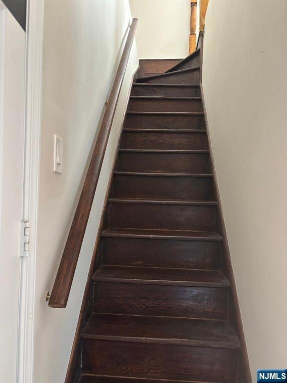 476 Washington Ave unit 2, Hackensack, NJ 07601 - photo 3