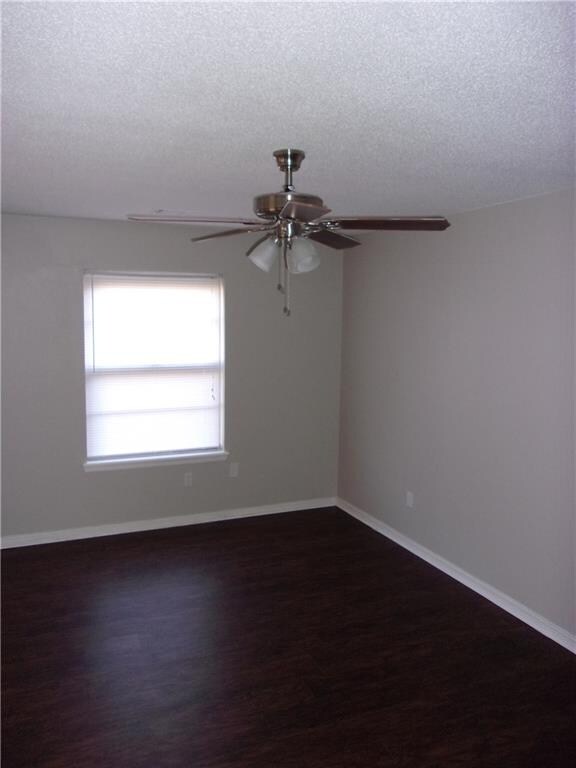 6509 Cherokee Dr, Warr Acres, OK 73132 - photo 2