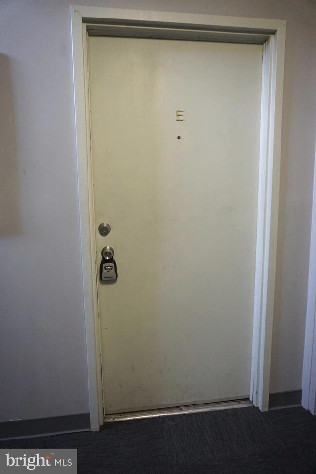 19509 Gunners North Branch Rd unit E, Germantown, MD 20876 - photo 2