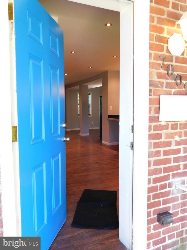 7009 Fieldcrest Rd, Baltimore, MD 21215 - photo 4